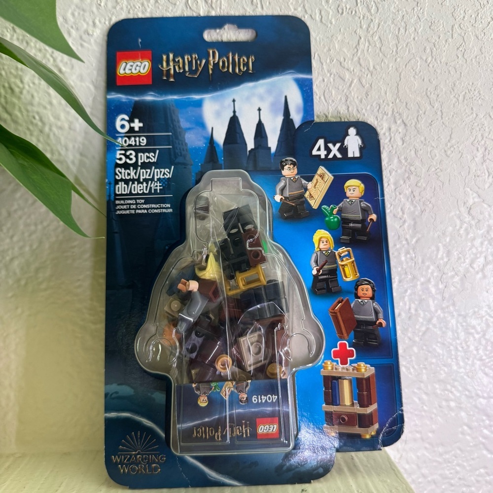 LEGO Harry Potter Hogwarts Students Cho & Drago Set 40419 Exclusive Mini Figure
